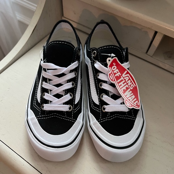 NWT VANS STYLE 36 DECON WOMENS 5.5 - Picture 2 of 5
